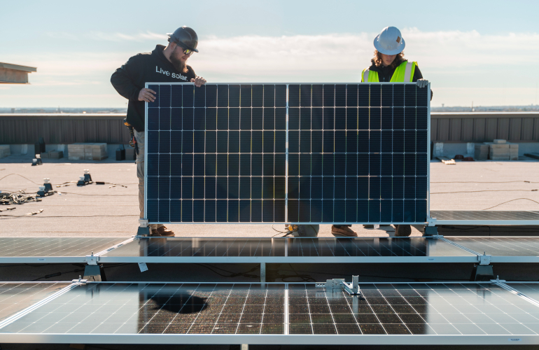 Equipo de impresión de pantalla JUIST: soluciones avanzadas para mejorar la eficiencia del vidrio fotovoltaico